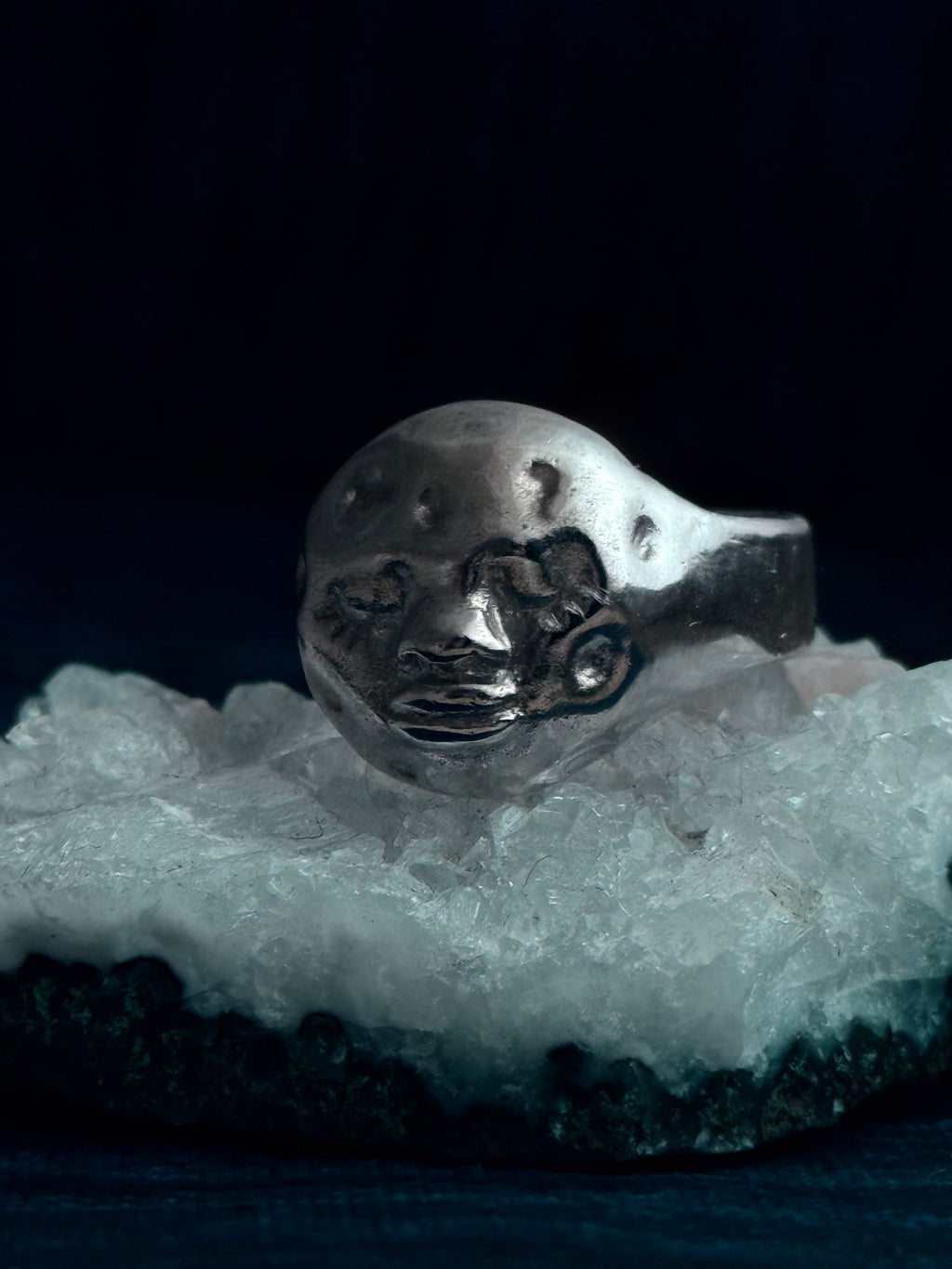 Moon Sign Ring