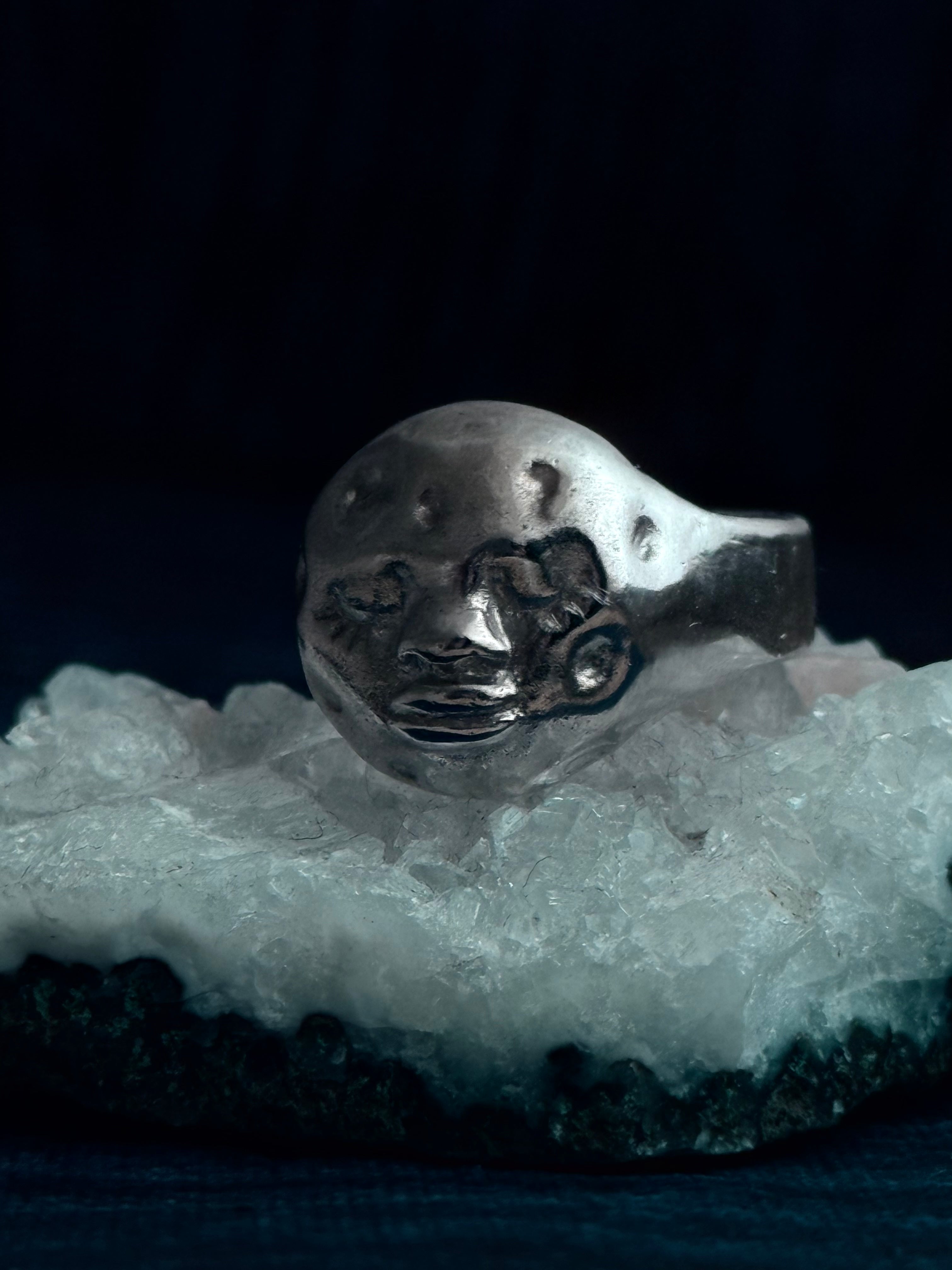 Moon Sign Ring